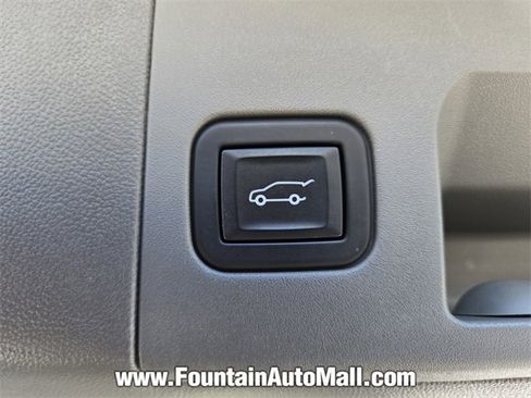 Used 2023 Cadillac XT5 Premium Luxury image 16