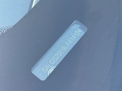 Used 2020 Land Rover Range Rover HSE image 29