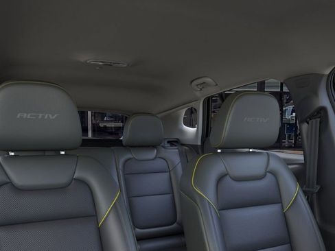 New 2026 Chevrolet Trax ACTIV image 24