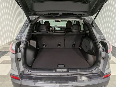 Used 2022 Jeep Cherokee Trailhawk w/ Sound & Nav Group AWD/4WD image 23