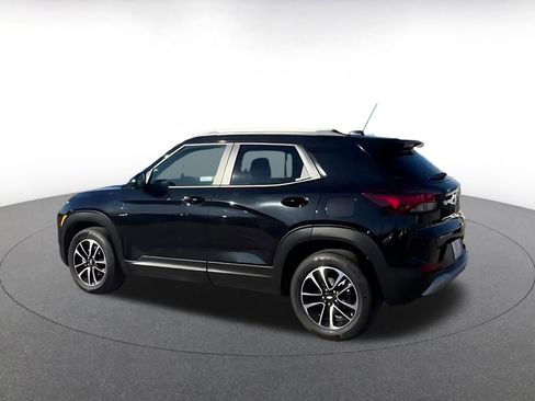 Used 2025 Chevrolet TrailBlazer LT image 10