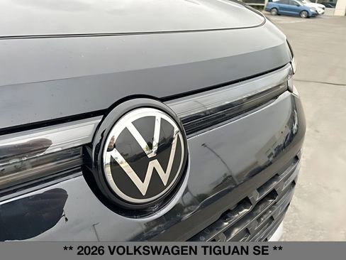 New 2026 Volkswagen Tiguan SE AWD/4WD image 9
