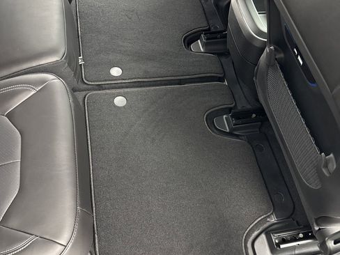 New 2026 Chrysler Pacifica Select image 30