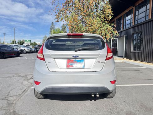 Used 2012 Ford Fiesta SE FWD image 4