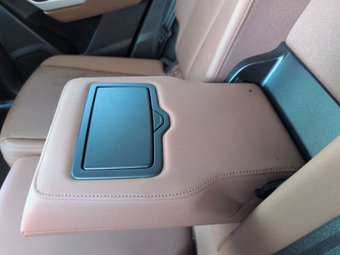 Used 2020 Audi Q3 2.0T Premium Plus image 8