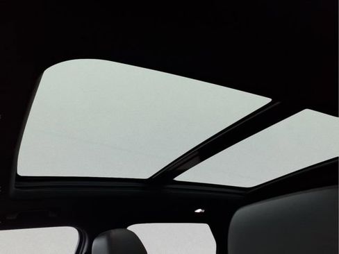 Used 2023 Chevrolet Blazer RS w/ Driver Confidence II Package image 20