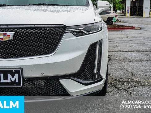 Used 2023 Cadillac XT6 Sport w/ Technology Package AWD/4WD image 18