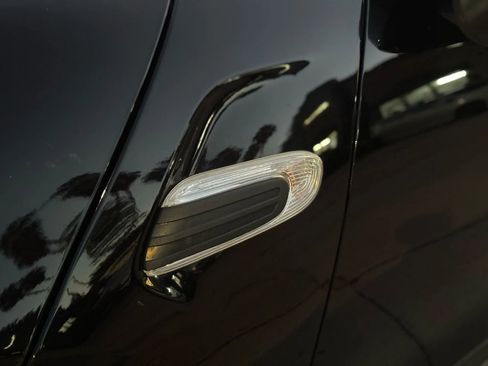 Used 2021 MINI Cooper 2-Door Hardtop w/ Signature Upholstery Package image 20