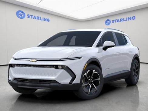 New 2026 Chevrolet Equinox EV LT image 6