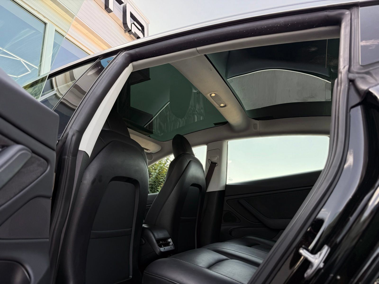 Used 2019 Tesla Model 3 Long Range AWD/4WD image 19