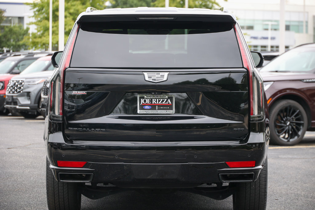 Used 2023 Cadillac Escalade Sport w/ LPO, ONYX Package AWD/4WD image 26