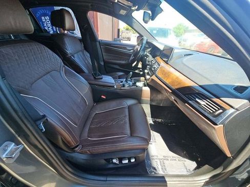 Used 2018 BMW 540i RWD image 8