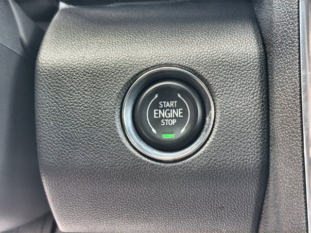 Certified 2026 GMC Acadia Elevation w/ Elevation Premium Package FWD image 16
