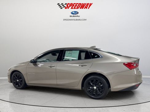 Used 2025 Chevrolet Malibu LT FWD image 9