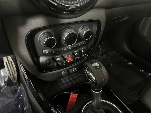 Used 2017 MINI Cooper Clubman S image 15