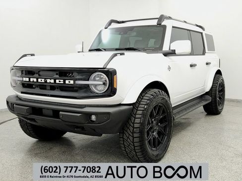 Used 2026 Ford Bronco Outer Banks AWD/4WD image 1