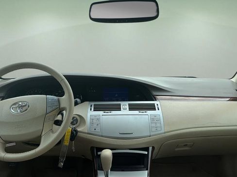 Used 2009 Toyota Avalon Limited FWD image 7