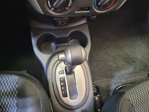 Used 2019 Nissan Versa Note SV FWD image 26