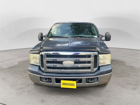 Used 2007 Ford F250 XLT image 3