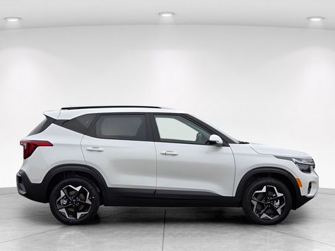New 2026 Kia Seltos S AWD/4WD image 7