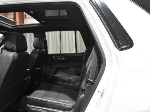 Used 2022 Chevrolet Tahoe RST w/ Luxury Package AWD/4WD image 36