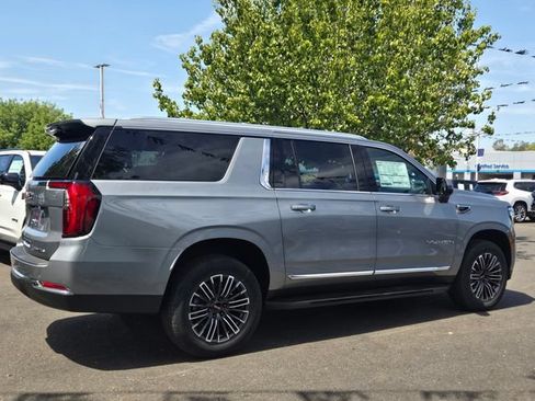 New 2026 GMC Yukon XL Elevation AWD/4WD image 3