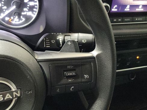 Used 2023 Nissan Rogue S image 24