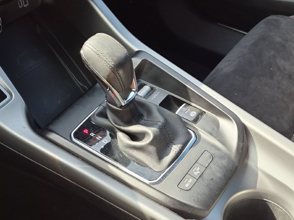Used 2024 Dodge Hornet R/T Plus AWD/4WD image 18