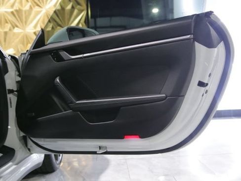 Used 2020 Porsche 911 Carrera RWD image 32