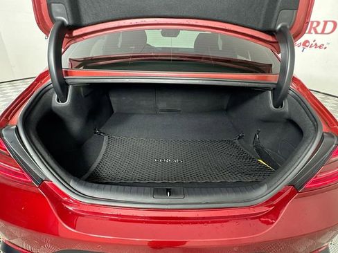 Used 2022 Genesis G70 3.3T image 32