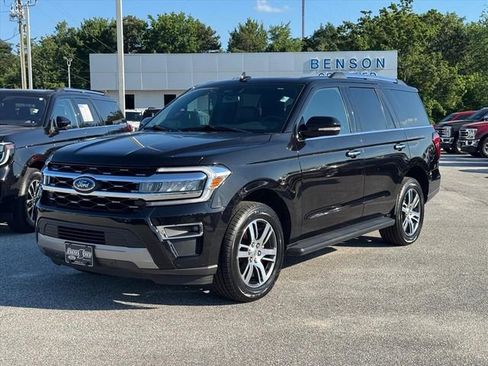 Used 2024 Ford Expedition Limited RWD image 7