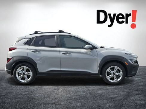 Used 2023 Hyundai Kona SEL w/ Convenience Package FWD image 2