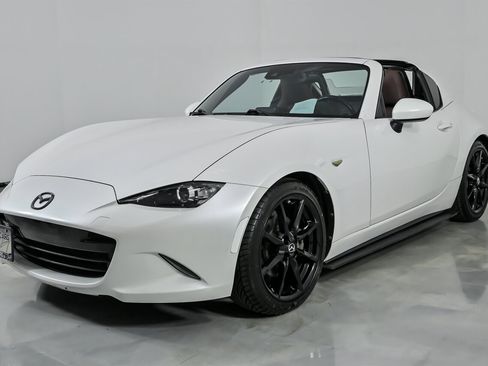 Used 2019 MAZDA MX-5 Miata RF Grand Touring image 6