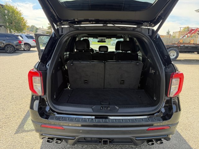 Used 2023 Ford Explorer ST w/ Technology Package AWD/4WD image 23