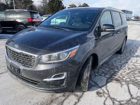 Used 2020 Kia Sedona EX image 4
