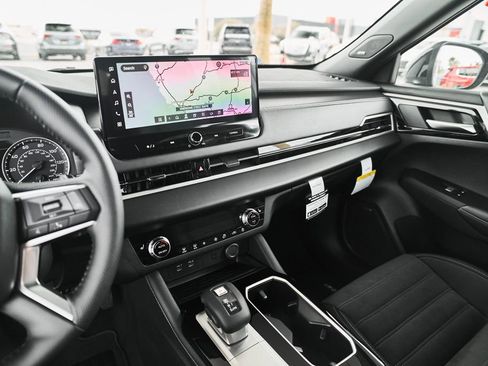 New 2026 Mitsubishi Outlander LE FWD image 26