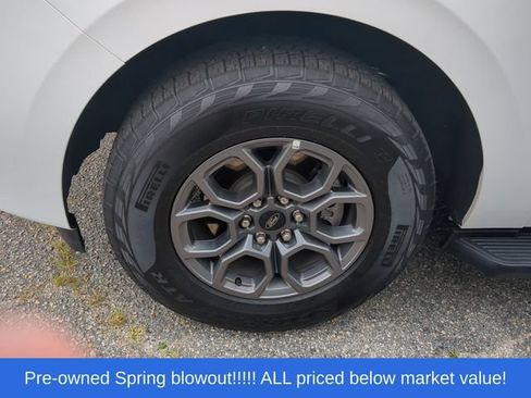 Used 2025 Ford Expedition Active RWD image 9