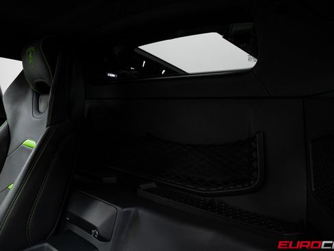Used 2023 Lamborghini Huracan EVO image 35