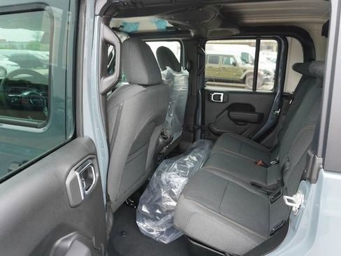 New 2025 Jeep Gladiator Willys image 11