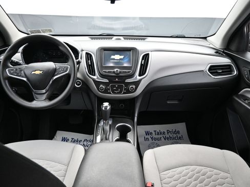 Used 2018 Chevrolet Equinox LS FWD image 21