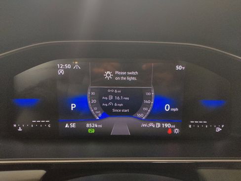 Used 2025 Volkswagen Jetta SE image 23