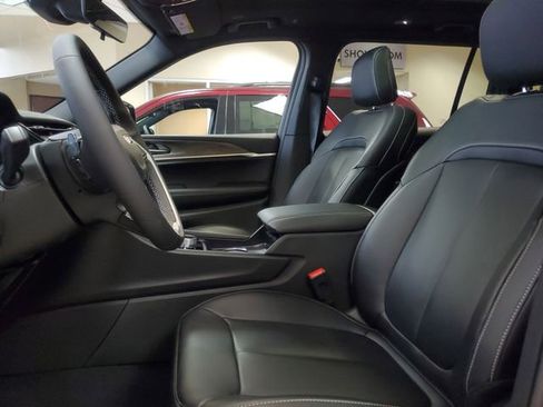 New 2026 Jeep Grand Cherokee L Limited image 10