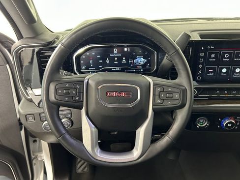 Used 2023 GMC Sierra 1500 Elevation image 15