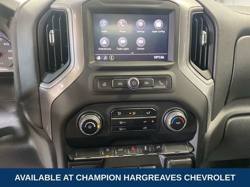 Used 2022 Chevrolet Silverado 1500 W/T w/ WT Value Package AWD/4WD image 18