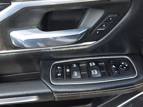 Used 2023 RAM 1500 Laramie AWD/4WD image 25
