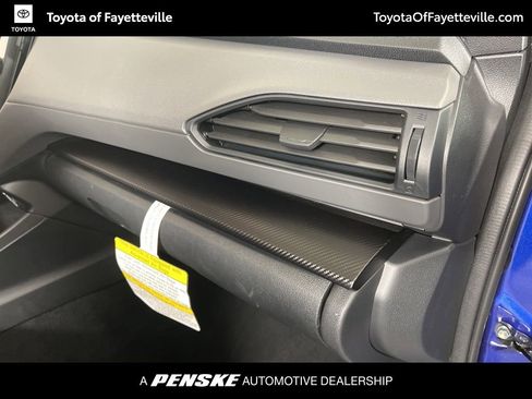 Used 2025 Subaru Crosstrek 2.0i Premium image 21