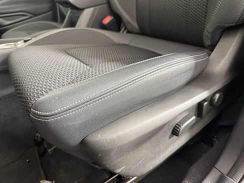 Used 2023 Subaru Forester Premium image 21