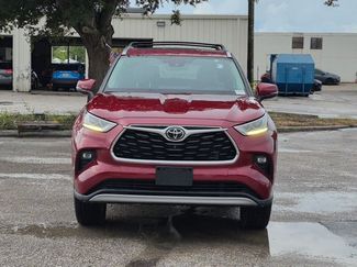 Used 2022 Toyota Highlander Platinum AWD/4WD video 2