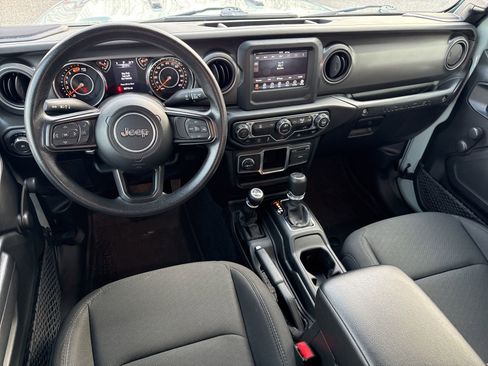 Used 2023 Jeep Wrangler Sport image 18