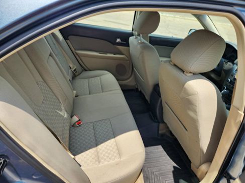 Used 2011 Ford Fusion SE w/ 202A Rapid Spec Order Code FWD image 16